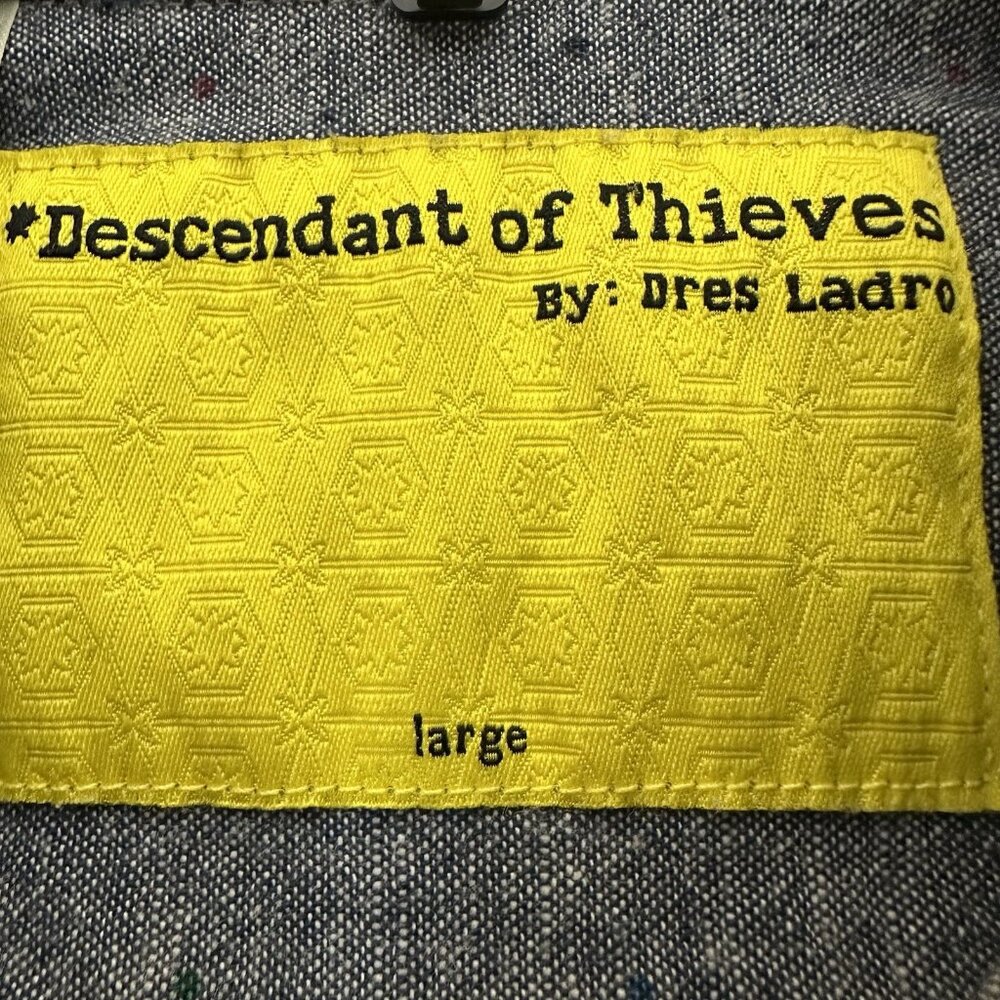 Descendants of Thieves Shirt Mens L Grey Polka Dots Long Sleeve Button Up Adult‎ - Picture 2 of 7